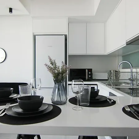 Phaedrus Living Seaside Luxury Flat Athina 108 * Πάφος