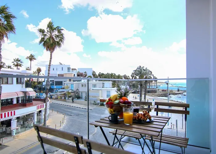 Phaedrus Living Seaside Luxury Flat Athina 108 Apartamento *