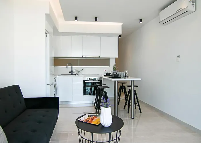 Phaedrus Living Seaside Luxury Flat Athina 108 *