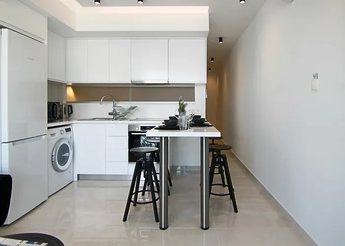 Phaedrus Living Seaside Luxury Flat Athina 108 Apartamento *