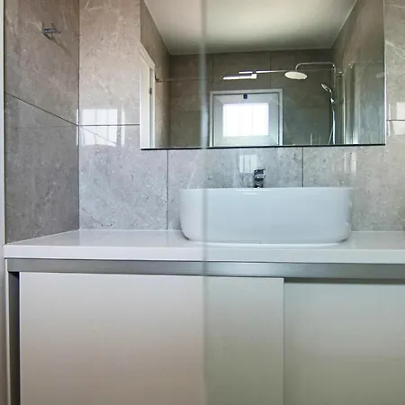 아파트 Phaedrus Living Seaside Luxury Flat Athina 108 파포스