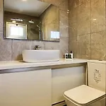 Phaedrus Living Seaside Luxury Flat Athina 108 Apartament